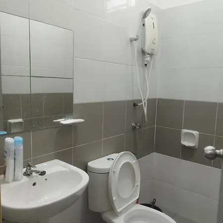 Homestay Batu Pahat, Bushra Exterior photo