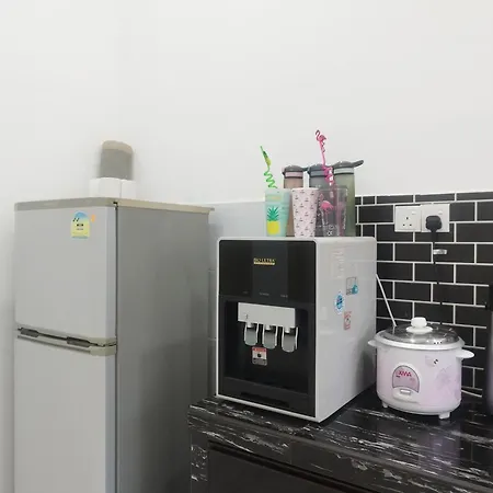Homestay Batu Pahat, Bushra Exterior photo